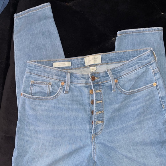 Jeans - Picture 1 of 4